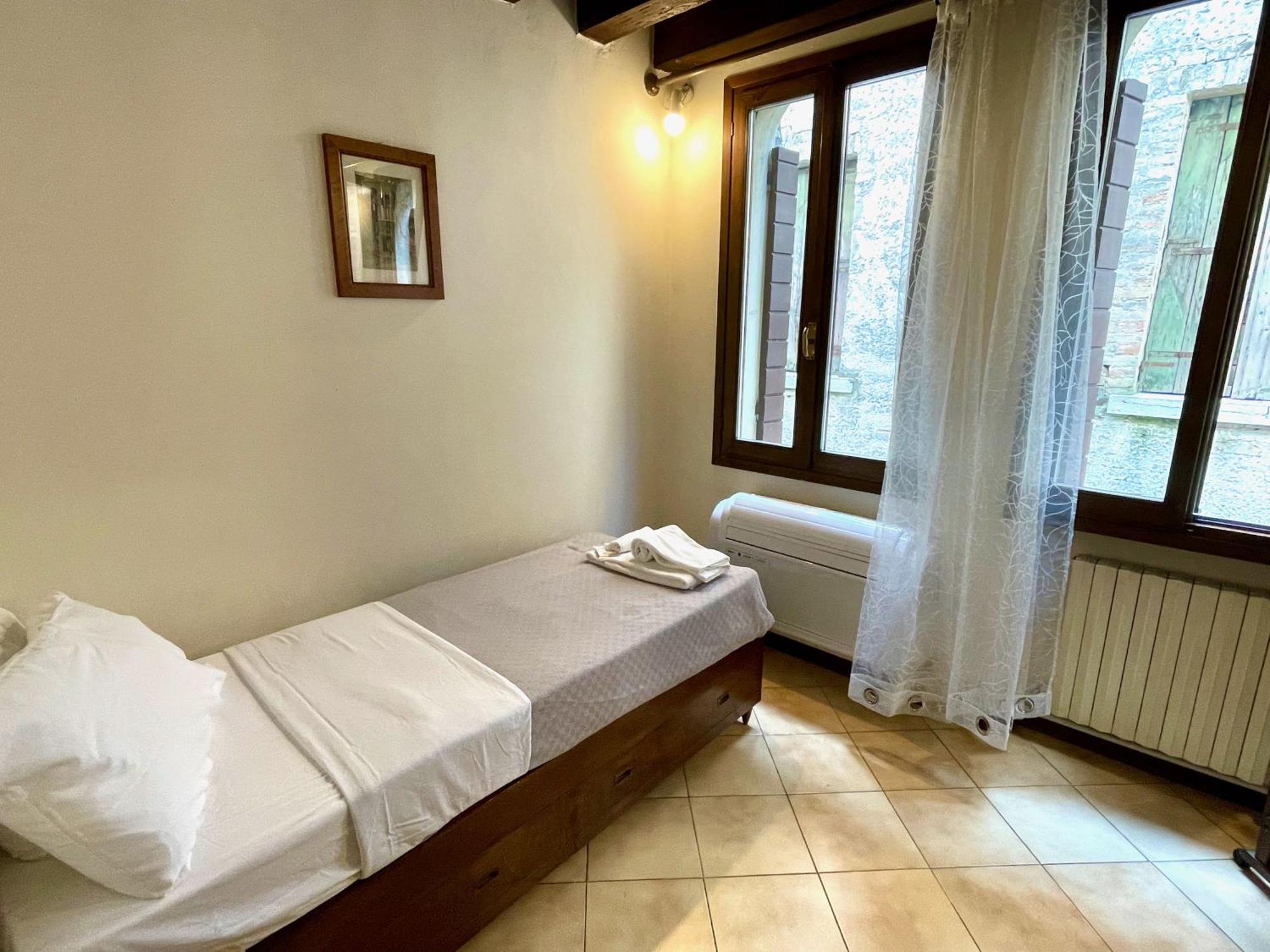 Ferienwohnung Palazzo Bianchetti Treviso Zimmer foto